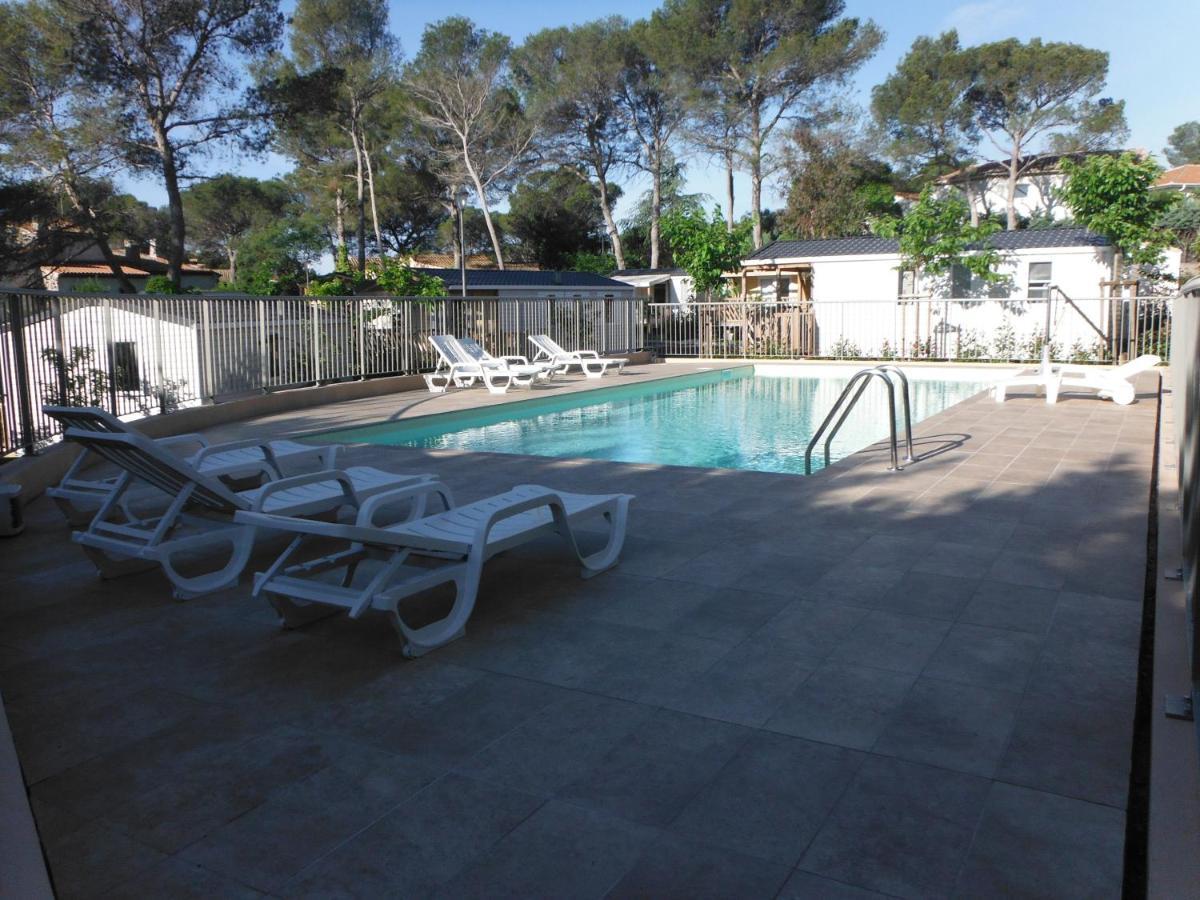 Residence L'Elephant Saint-Raphaël Buitenkant foto